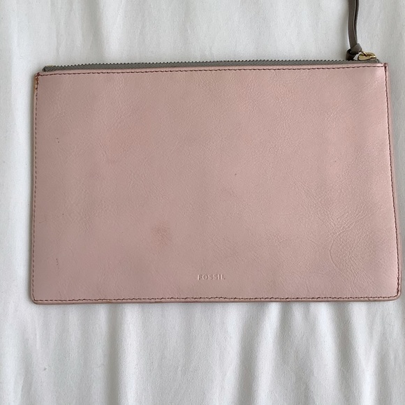 FOSSIL Emma Llama & Heart Perforated RFID pink bag pouch - Picture 6 of 8